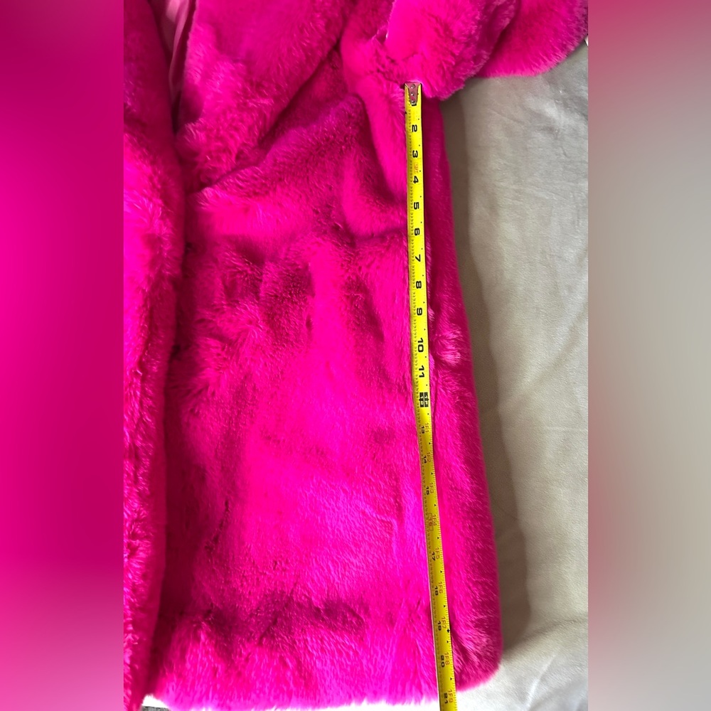 Talie Faux Fur Coat Women’s Vibrant Magenta Sz Small Winter Jacket Pockets side - Picture 9 of 10